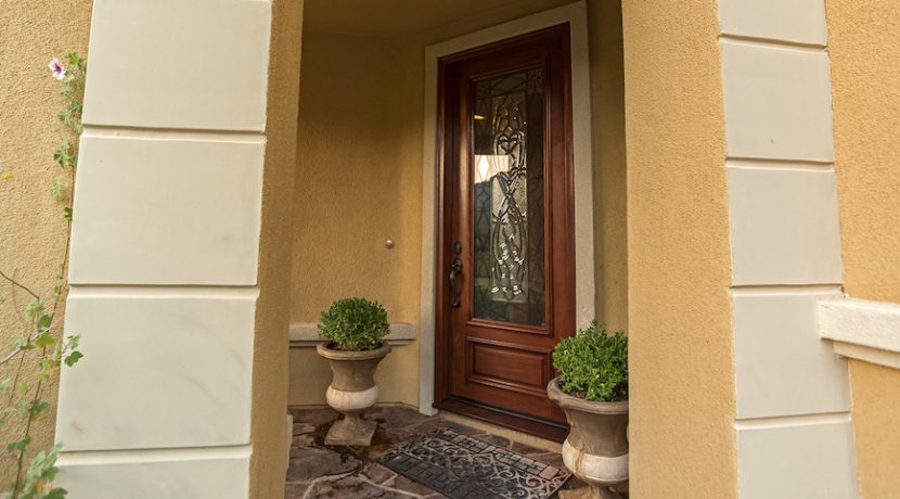 04 Front Door Detail - 1920 HAZEL NUT CT - AG