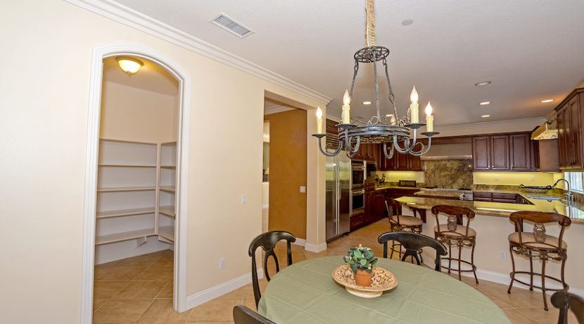 09 Eating Kitchen Area - 1920 HAZEL NUT CT - AG