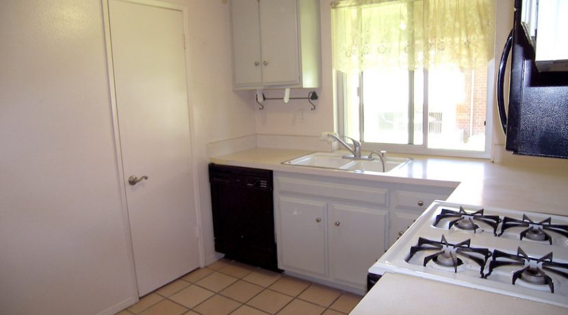 Kitchen2-100_4685