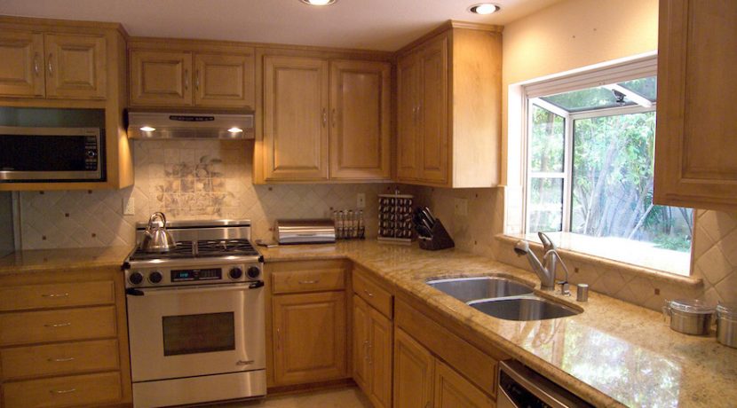 Kitchen3-100_4564