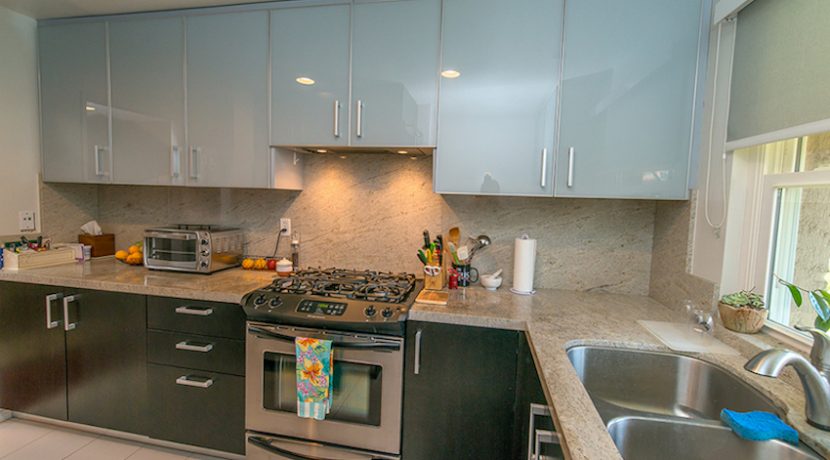 Kitchen 3