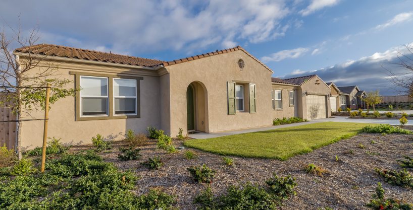 California Contemporary Newly Built in Clubhouse Estates