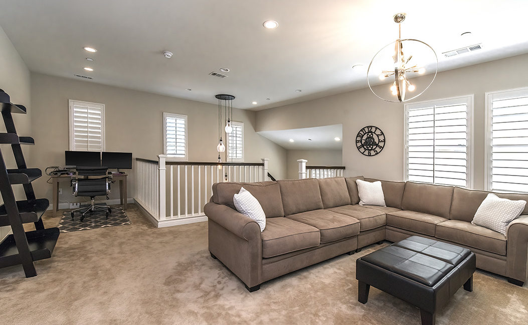 551 Bloomfield Place, Camarillo - TV Room