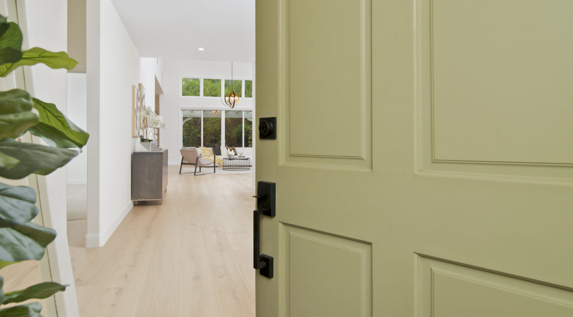 267 Stonecreek Court, Lake Sherwood - Front Door Entry