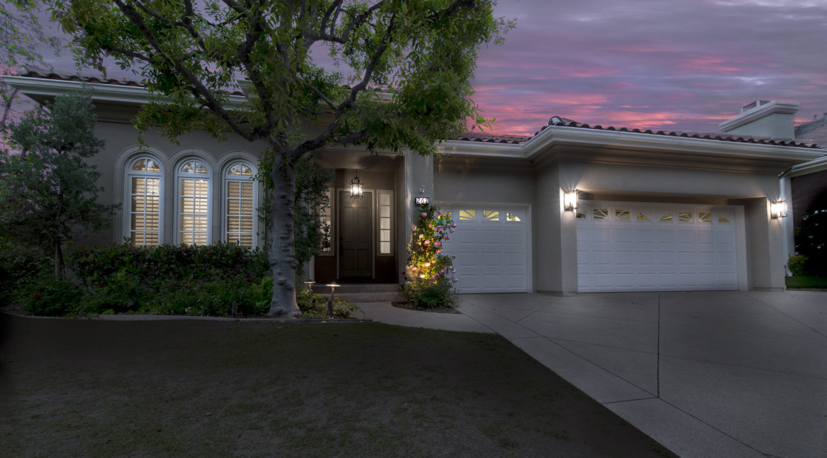 267 Stonecreek Court, Lake Sherwood - Front Facade of Property at Twilight