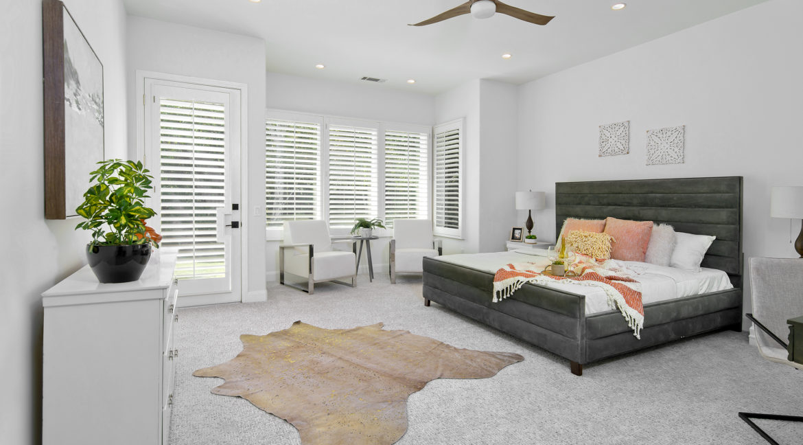 267 Stonecreek Court, Lake Sherwood - Main bedroom looking to the backyard