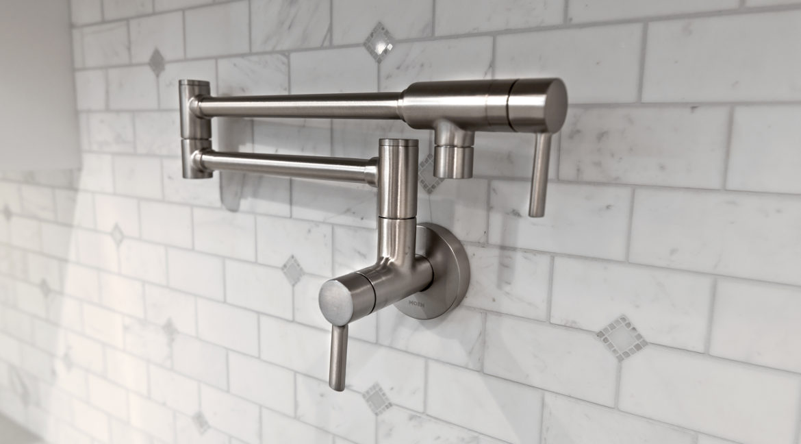 267 Stonecreek Court, Lake Sherwood - Pot Filler Detail