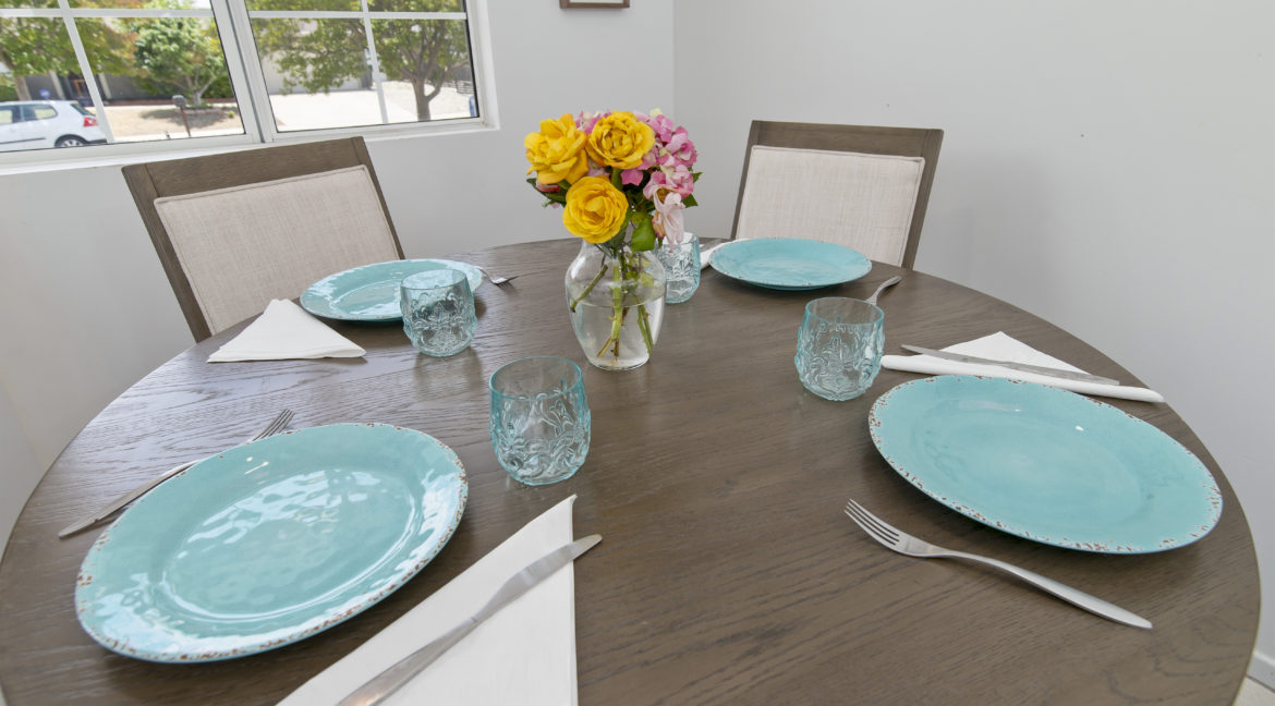 163 Galsworthy Street Thousand Oaks - Eat in Dinning Area